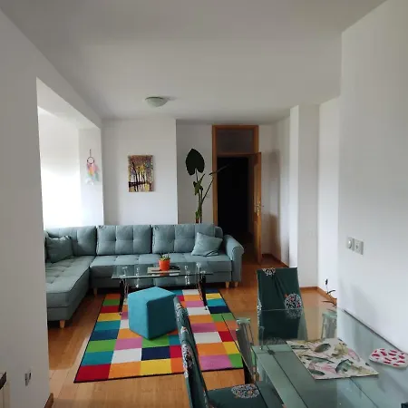Apartman Vis * بال